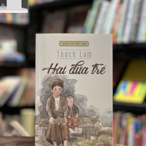 Hai đứa trẻ